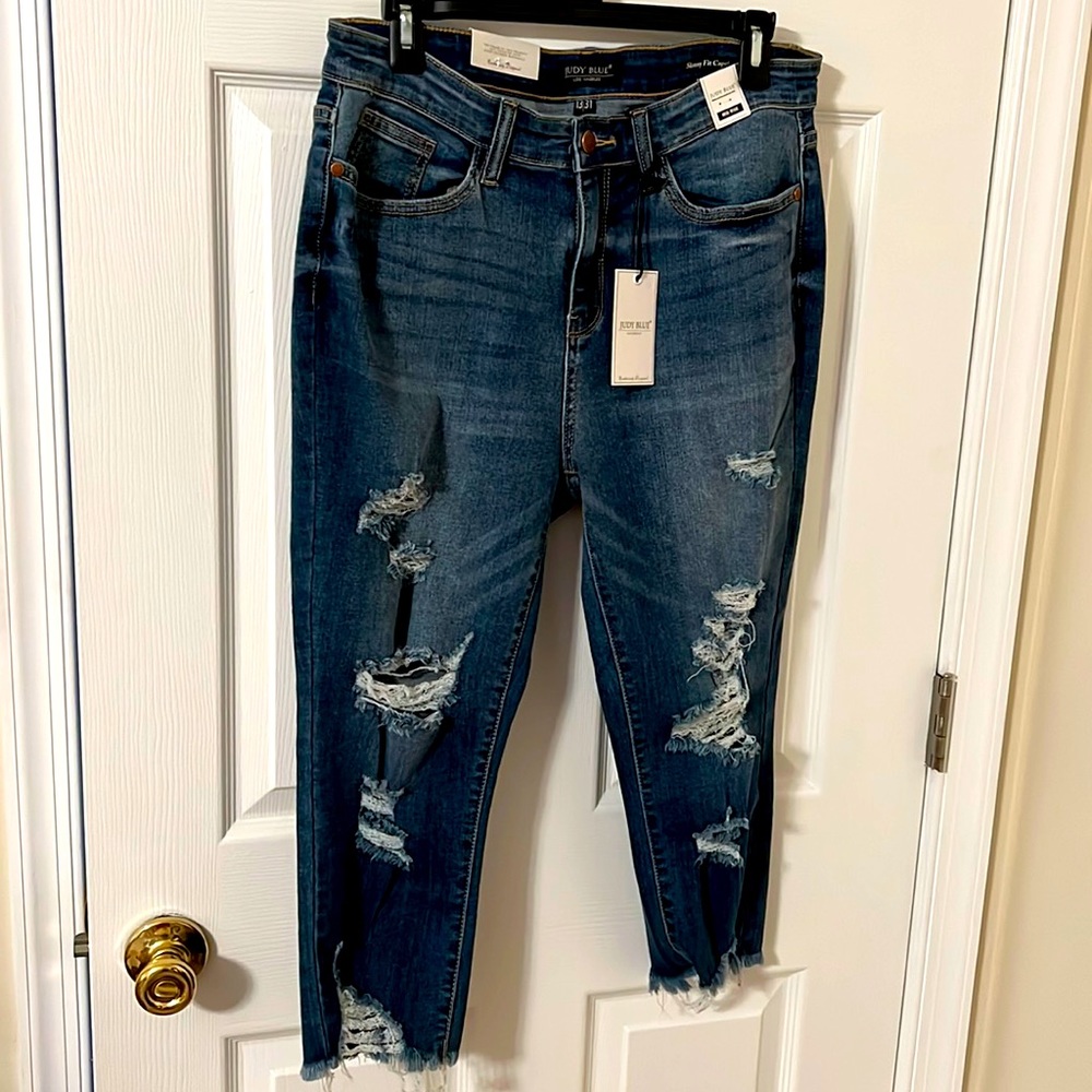 Ultra distressed Judy Blue capris.  Size 13 mid tise